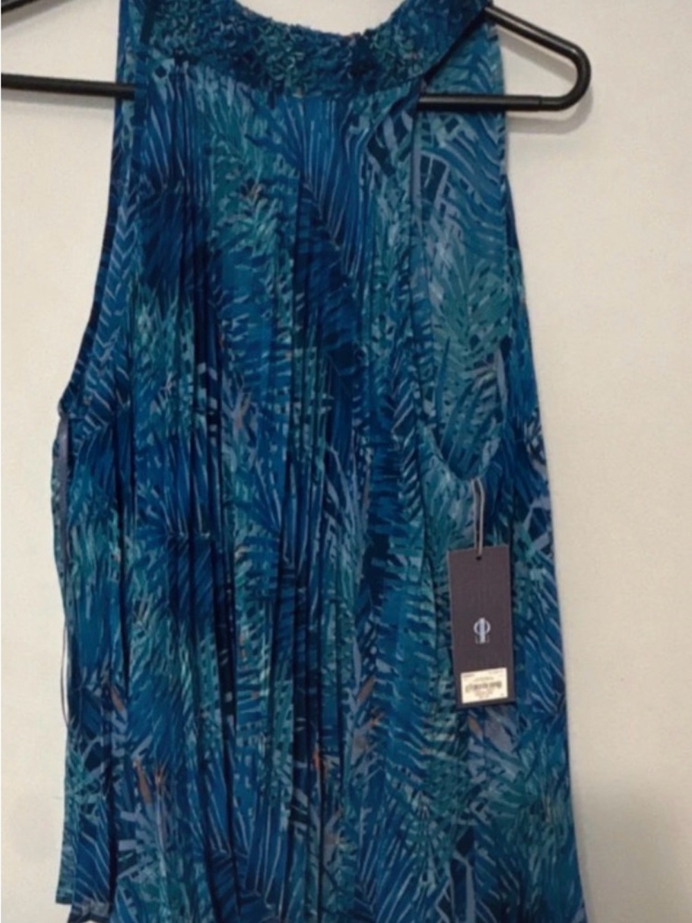 Jennifer Lopez Blue Tropical Pleated Halter Camisole - Picture 5 of 10